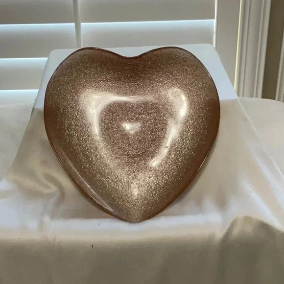 Heart Shape Dish - Picture 1 of 2